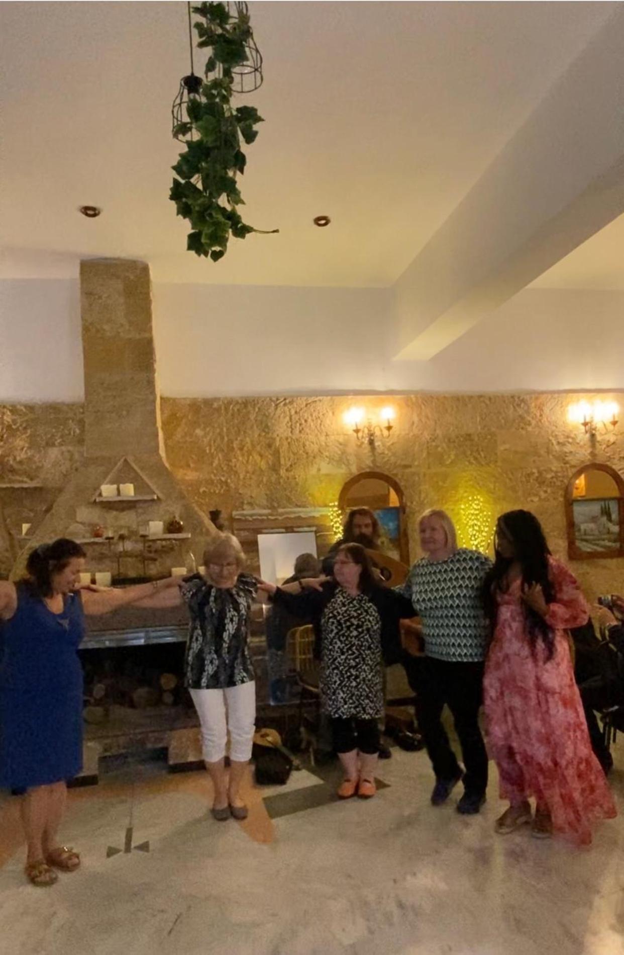 Costas Inn Spílion Zewnętrze zdjęcie
