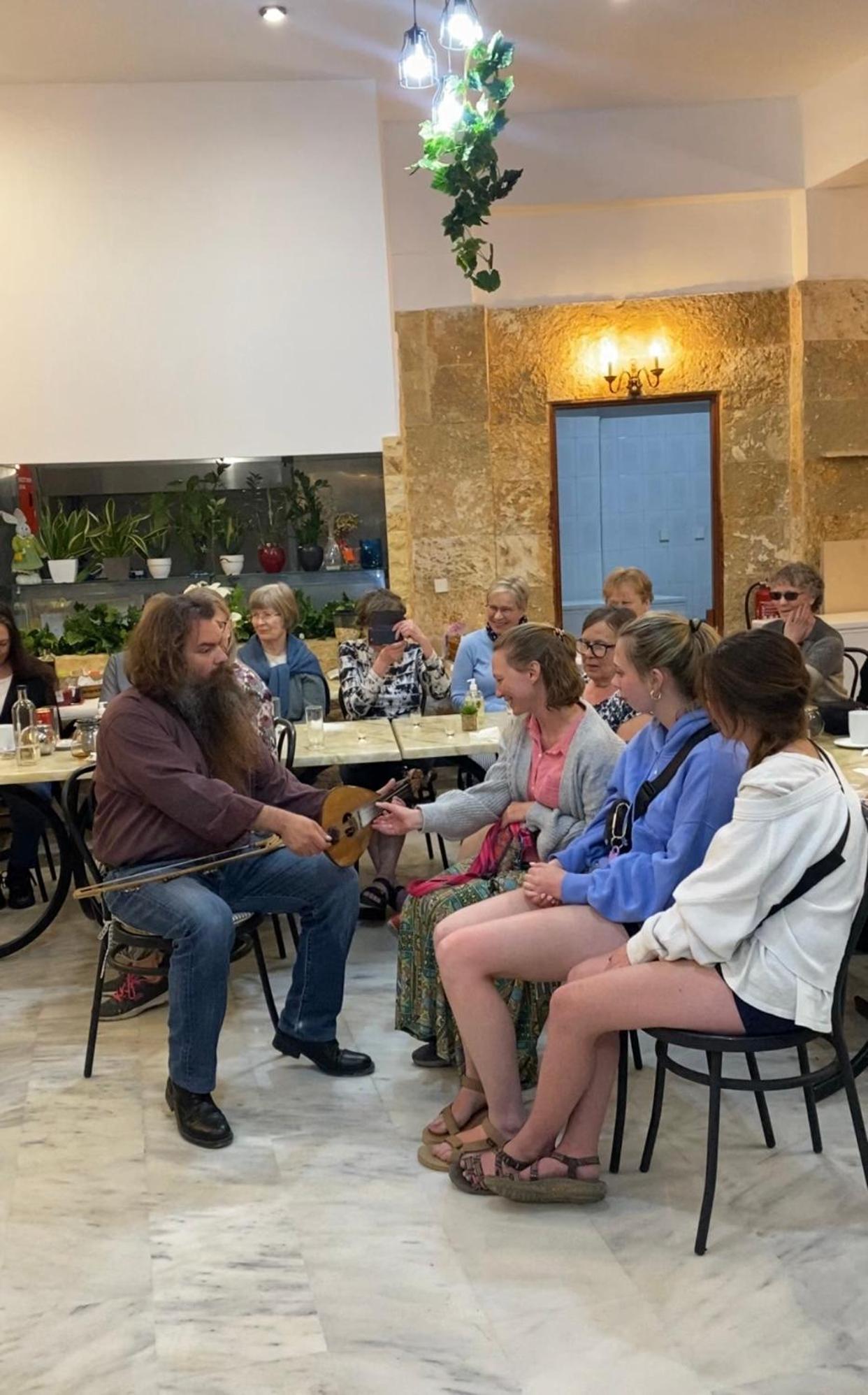 Costas Inn Spílion Zewnętrze zdjęcie