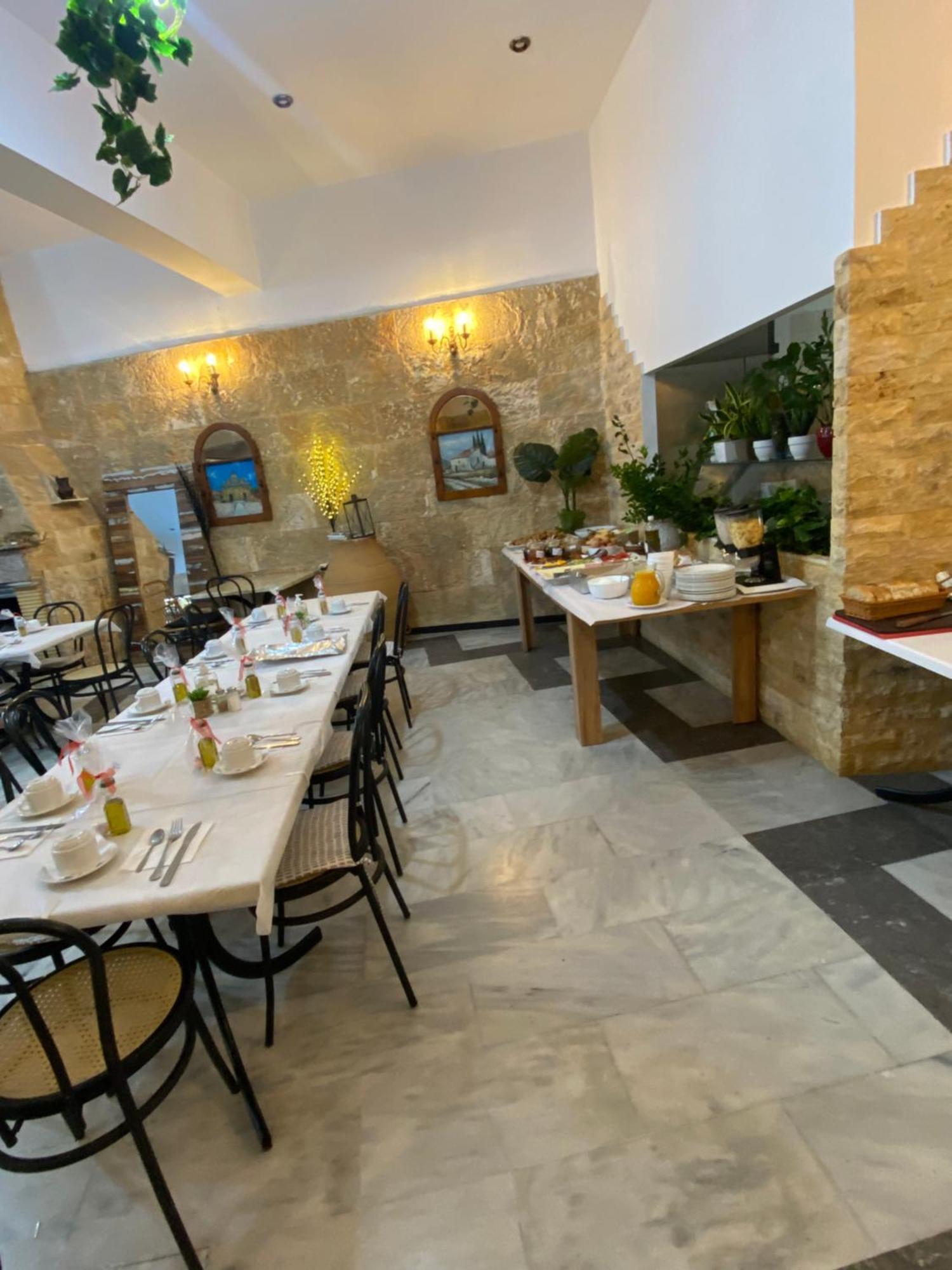 Costas Inn Spílion Zewnętrze zdjęcie