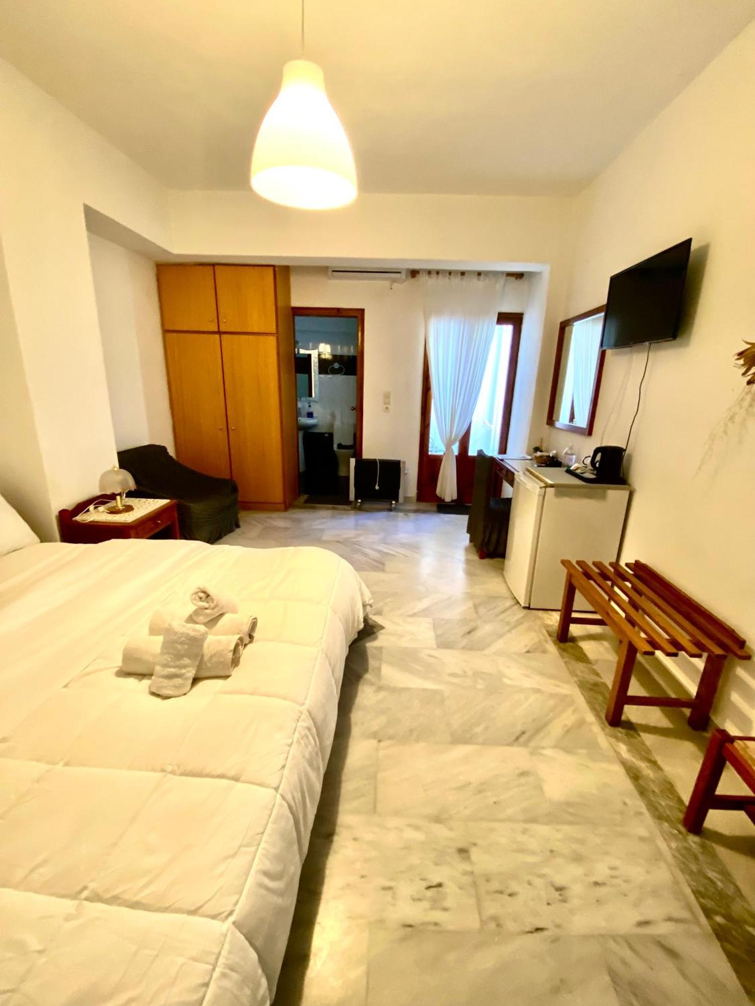 Costas Inn Spílion Zewnętrze zdjęcie